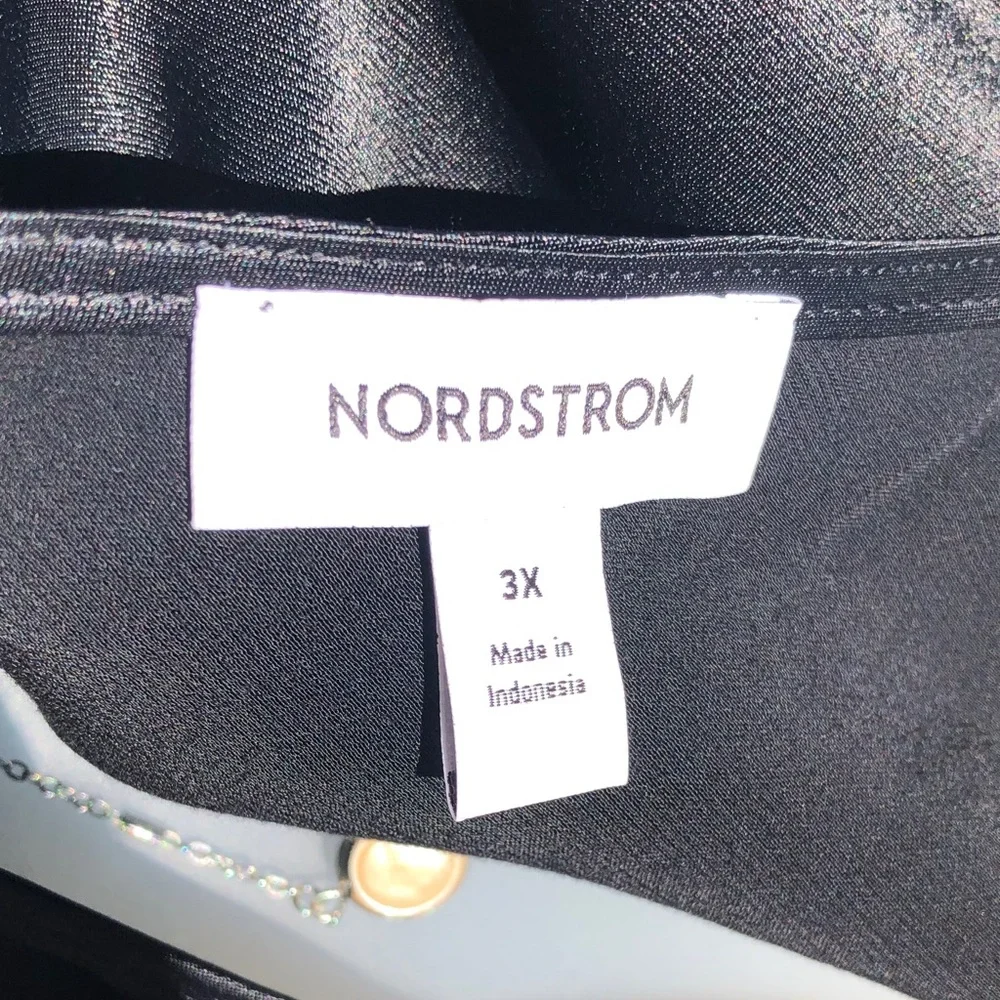 NWT Nordstrom Black Satin V-Neck Camisole - Picture 8 of 8